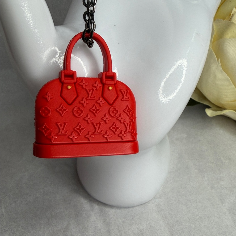 Red Miniature Handbag Keychain - Picture 2 of 2